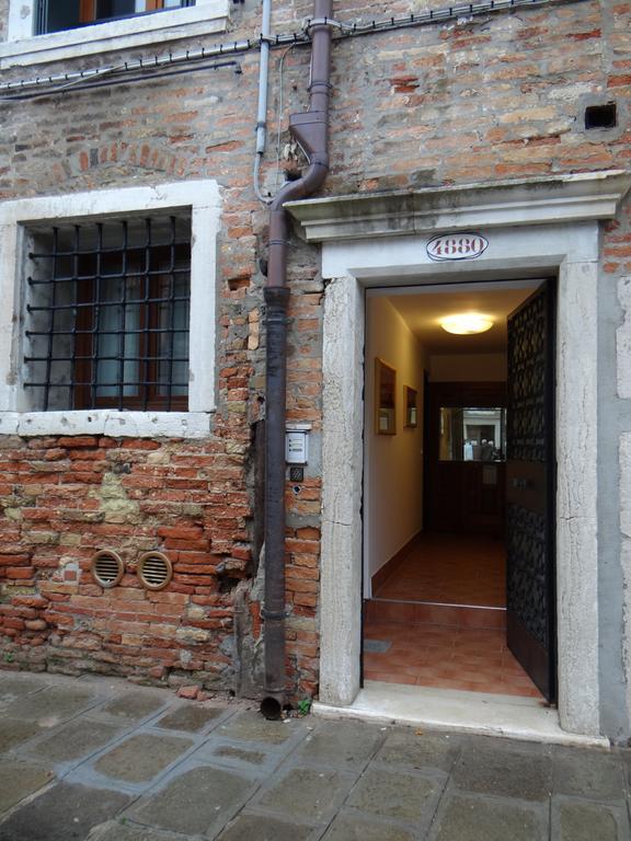 Studio Ai Crociferi * Venedig